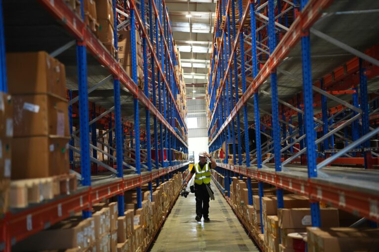 How to Choose the Right Forklift for Your Warehouse