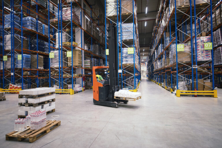 Electric vs. LPG Forklifts: Which Is Right for Your Business?